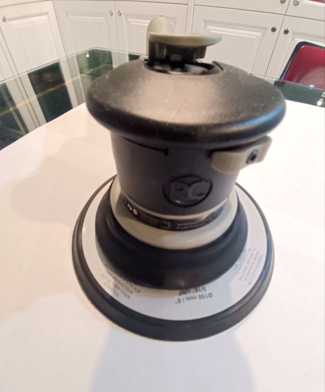 سنباده لرزان بادی